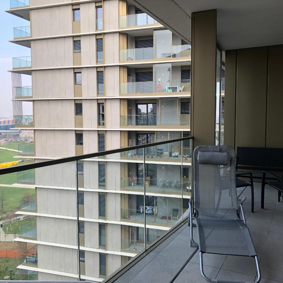 Loft With Terrace In Uptown Milan Near Rho Fiera Apartment Pero Luaran gambar